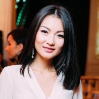 Anna Tsoi Email
