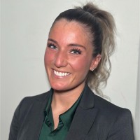Camryn Holt Email & Phone Number