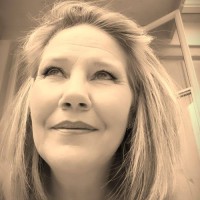 Bloedorn Lumber Employee Sharla White's profile photo