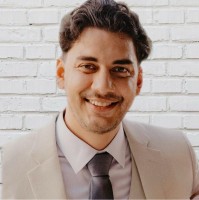 Ebb & Flow Group Employee Roger Guzman's profile photo