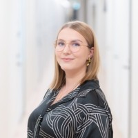 Anna Malkovskaja Email