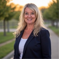 Donna Dillon Email