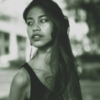 Instantly Relevant Employee Vivien L.'s profile photo