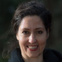 Iris Cremers Email