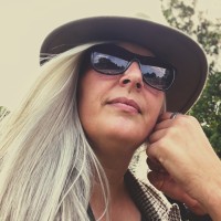 Wendy Homewood Email