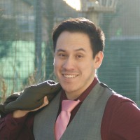 Emilio Luzuriaga Email