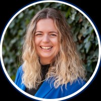 Caroline Hollar Email & Phone Number