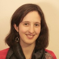 Constanza Pinto Email