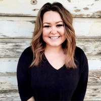 Lyndsi Smith Email & Phone Number