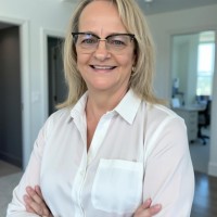 Bridge Financial Strategies Employee Julie Kern's profile photo