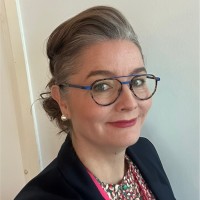 Elina Salo Email