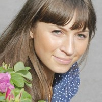 Elena Nikitina Email