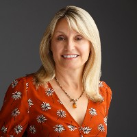 Homeplus Mortgage | NMLS#78669 | CA DRE Broker #01426454 Employee Tina le Roux's profile photo