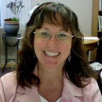 Dee Hendrix Email & Phone Number