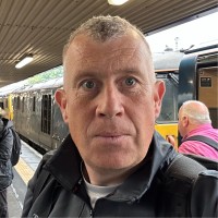 Daniel Warne Email