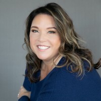 Home Towne Real Estate Employee Becky King's profile photo