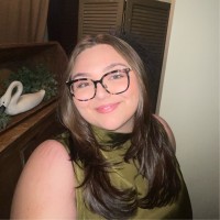 Gianna Capatasto Email & Phone Number