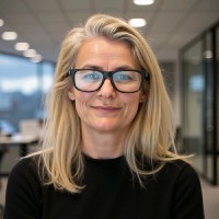 Andrea Molnar Email & Phone Number