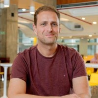 Sebastián Pertierra Email