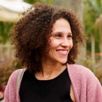 Progic Employee Aline Duarte's profile photo