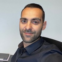 Vitor Costa Email