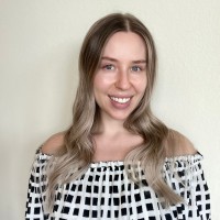 Kat Izabel Email & Phone Number