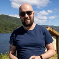 Renars Eihvalds Email