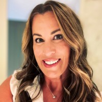 Fresenius Medical Care North America Employee Suzanne O'Neill's profile photo