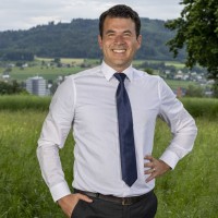 Simon Baumgartner Email