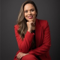 Linear Sistemas Employee Maira Oliveira's profile photo