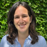 Clara Hage Email & Phone Number