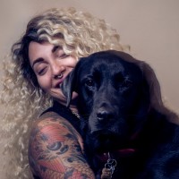 Email e telefono di Emily Oliveira