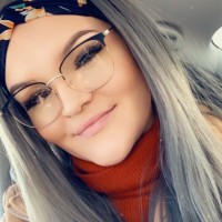 Julia Thomas Email & Phone Number
