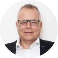 Kurt Flück Email