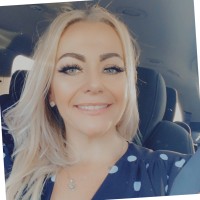 LongHorn Steakhouse Employee Beckie Torres's profile photo