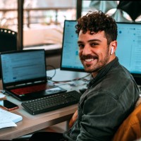 Aníbal Pérez López Email