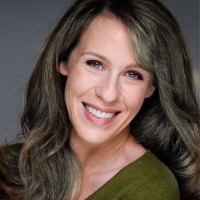 Laurie McConnell Email & Phone Number