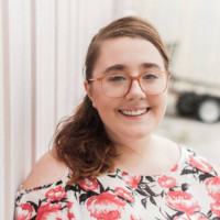 Dramatic Education Employee Lorien Zoeller's profile photo