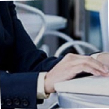 DHB Holding Employee Fatimah Alriwashed's profile photo