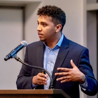 Stefan McMillan Email & Phone Number