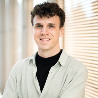 Arkadiusz Rogacki Email