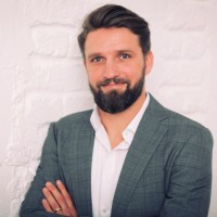 Eins & Alles Employee Tom Bastian's profile photo