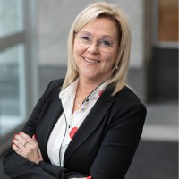 Distribution Pharmaplus Inc. Employee Sylvie Hénault's profile photo