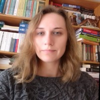 Olena Hebda Email