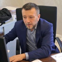 Massimiliano di Tota Email