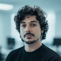 Luca Petiti Email