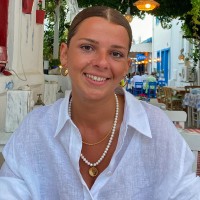 DR-LIGHT Employee Melek Erdem's profile photo