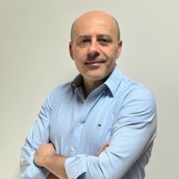 Roberto Nava Email