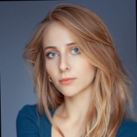 Julia Schwaminger Email