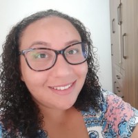 Leticia Queiroz dos Santos Braga Email